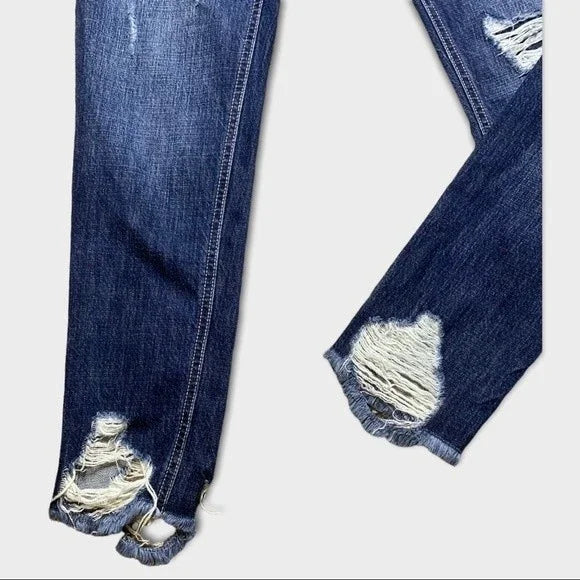 KanCan Distressed Shark Hem Boyfriend Jeans Women's Size 25