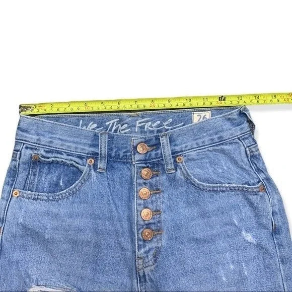 We The Free Button Fly High Rise Distressed Raw Hem Jeans Women’s Size 26