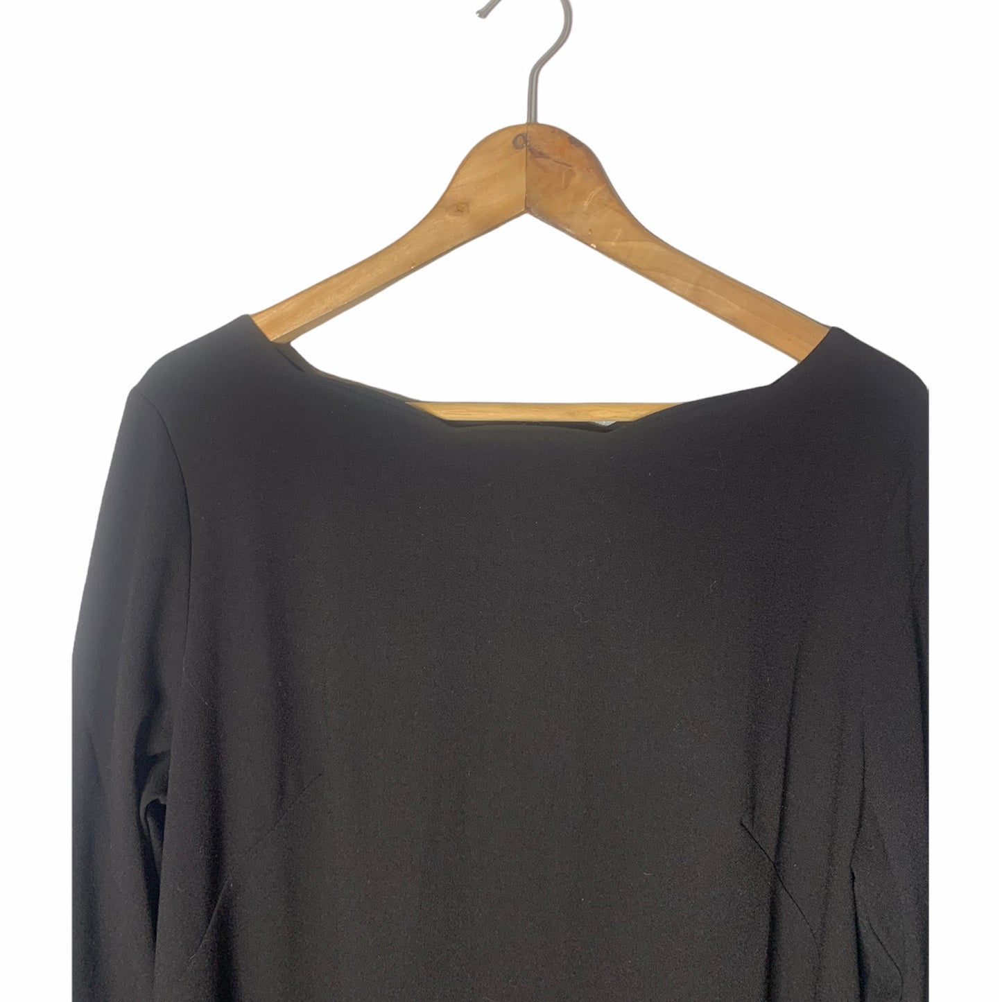 Black Moss Crepe Scalloped Neck ¾ Sleeve Shift Dress