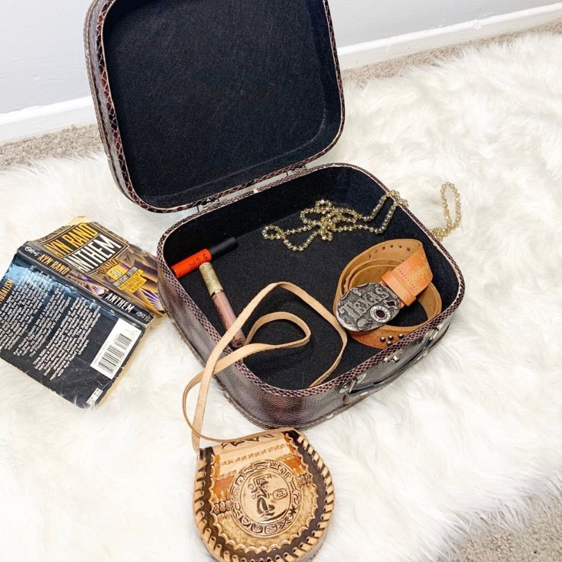 Vintage Style Vanity Travel Carrying Case