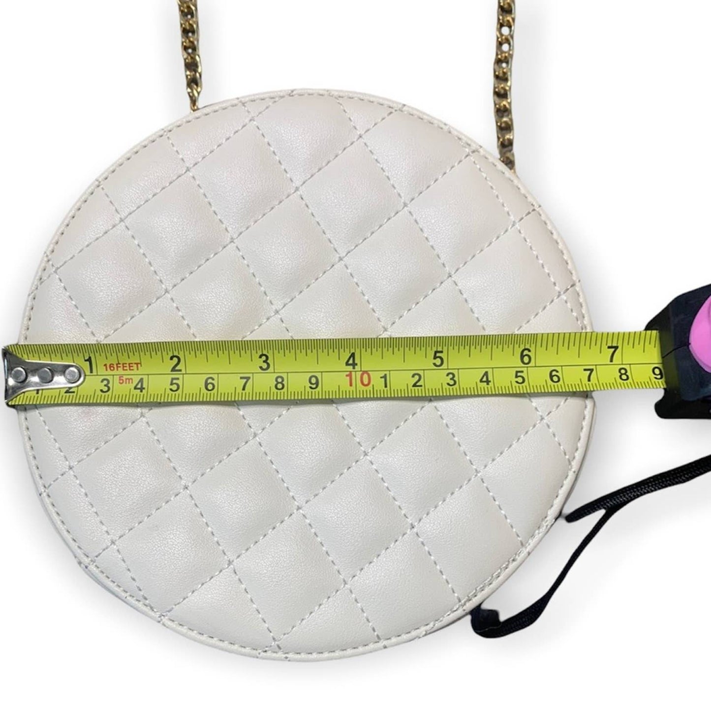 Women's Circle White Quilted Gold Chain Crossbody
