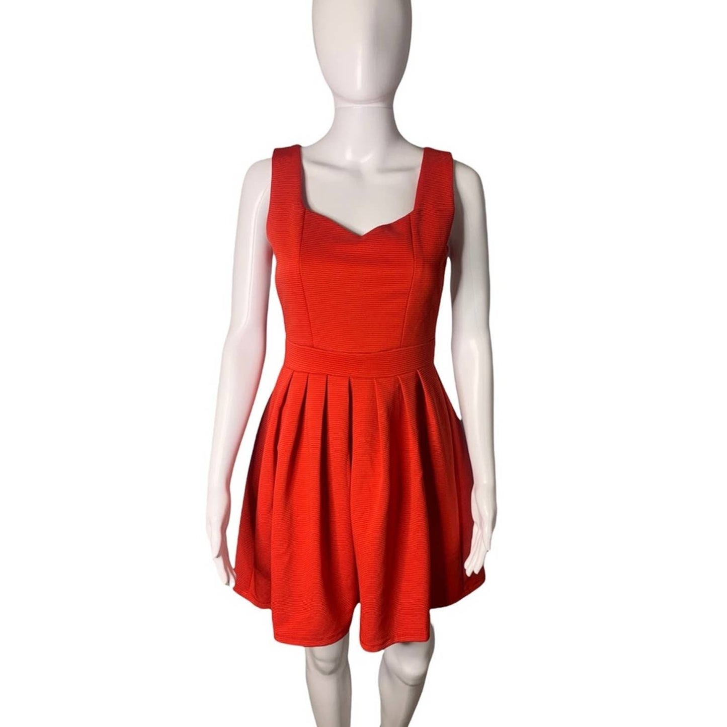Women's Pleated Front Heat Hollow Back Women’s Red Fit & Flare Dress Size Small
