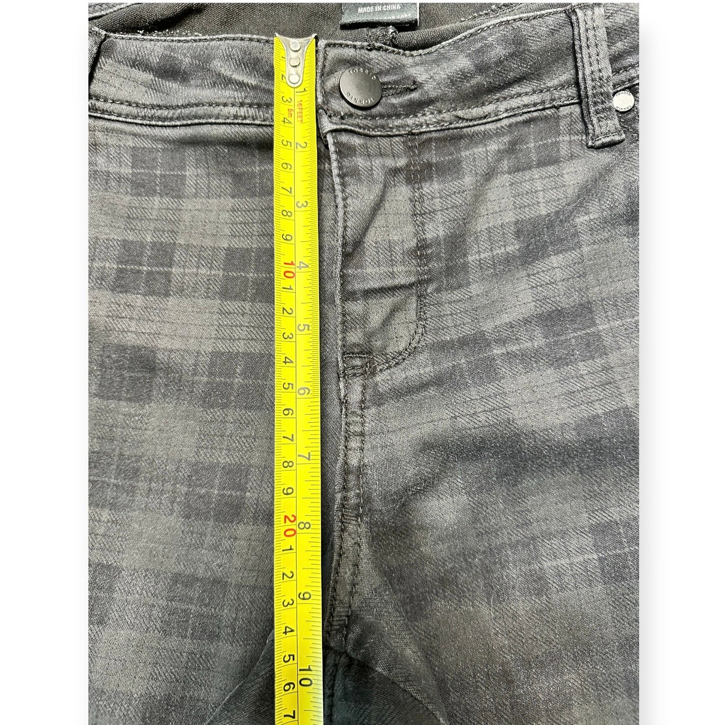 Torrid Plaid Gray & Black Legging Jeans  Women’s Size 16