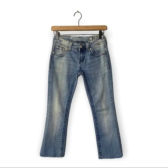 Miss Me Low Rise Light Wash Boot Cut Jeans Women’s Size 25