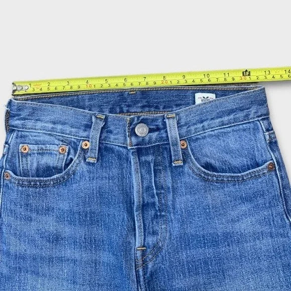 Levi’s Button Fly White Oak Cone Denim Raw Hem Skinny Jeans Women’s Size 25