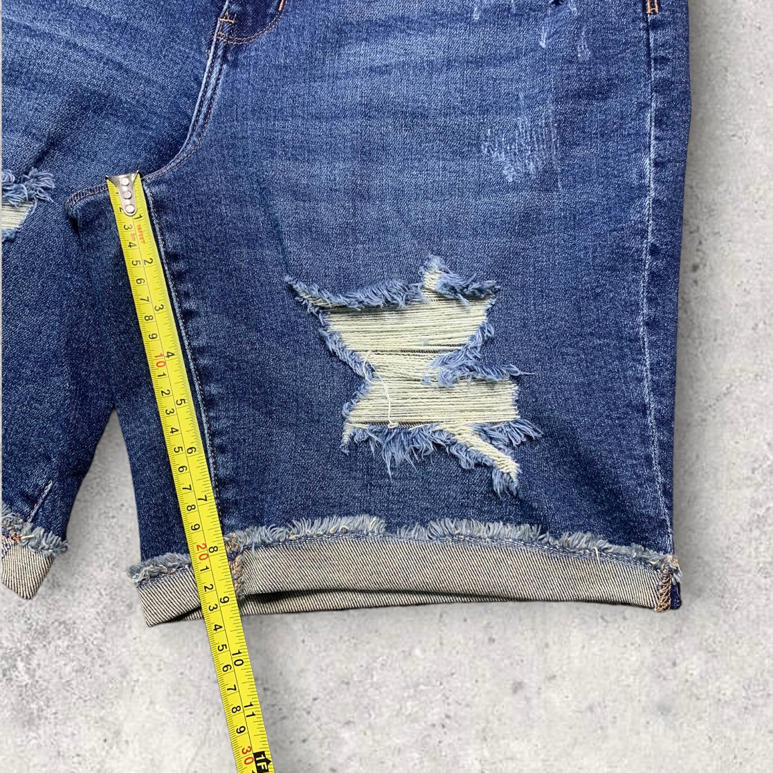 J udy Blue Amaya High Rise Distressed Bermuda Shorts Women’s Size 1X